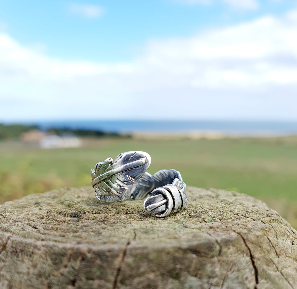 Adjustable Feather band